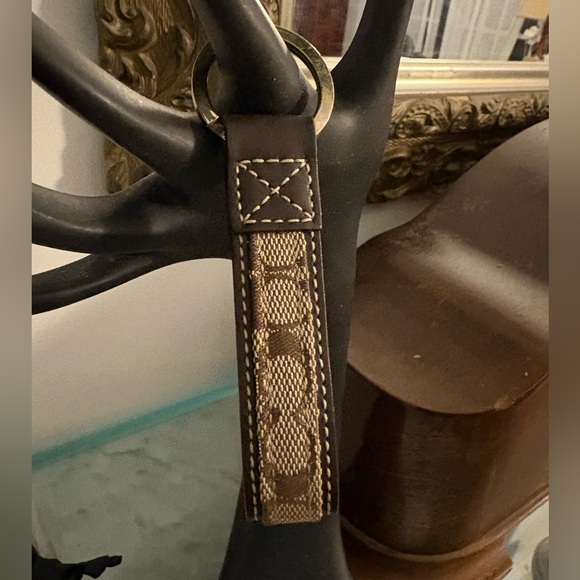 NWOT Coach Brown and Tan leather and canvas Key Holder - Picture 3 of 7